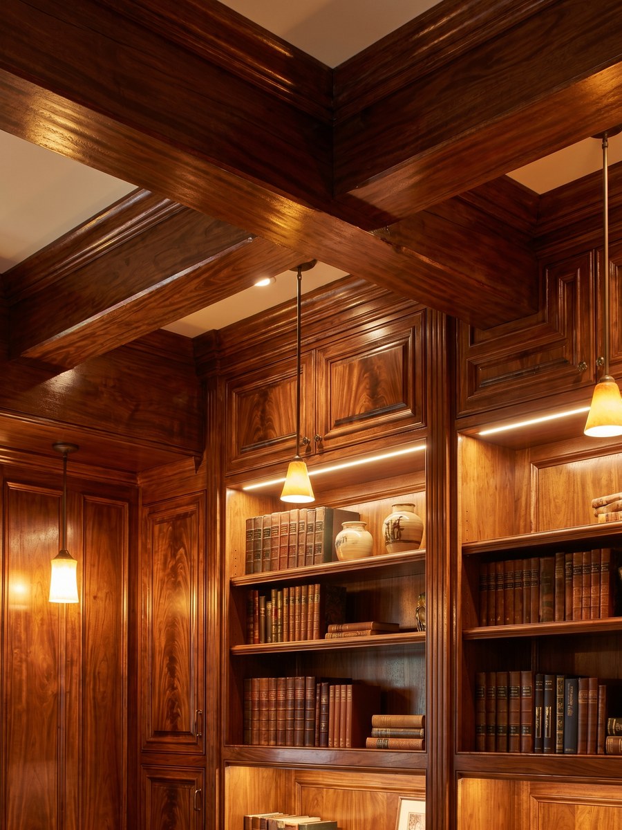 Wood finishing project by Ariel Pro Painter